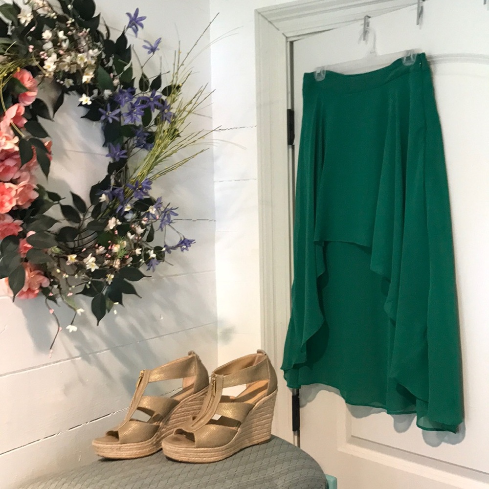 Green Jessica Simpson skirt